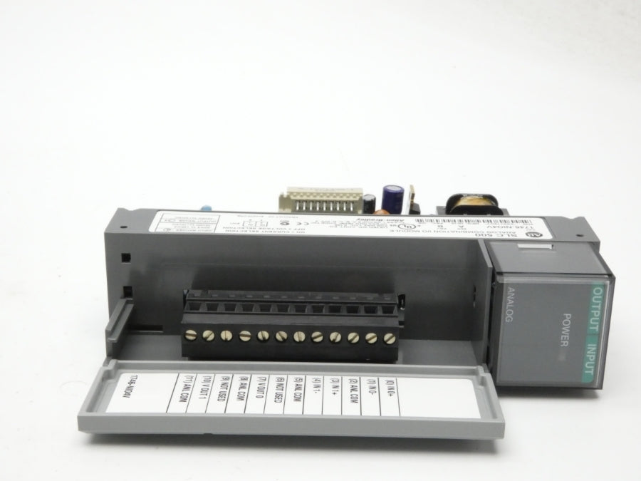 ALLEN BRADLEY 1746-NIO4V SER. A REV. B 10VDC NSMP