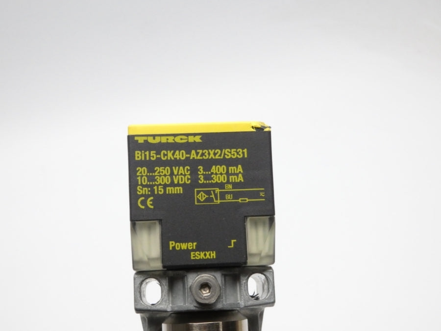 TURCK BI15-CK40-AZ3X2/S531 W/ BS2.1 M1335090 10-300VDC NSNP