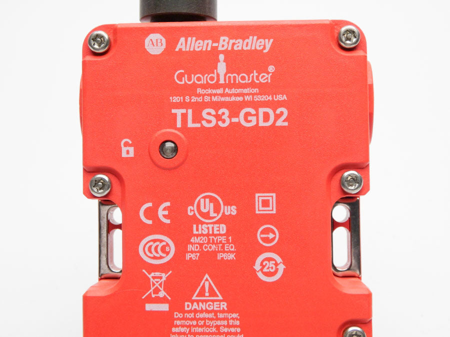 ALLEN BRADLEY 440G-T21BGPT-26 SER. E 24V 10A NSNP