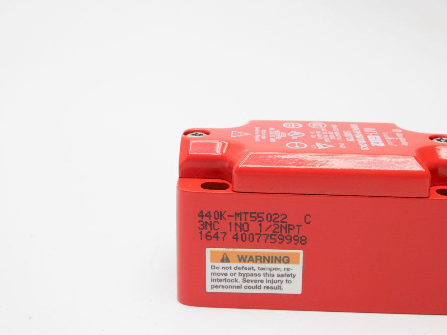 ALLEN BRADLEY 440K-MT55022 SER. C 240V 10A (BR/WH) NSMP