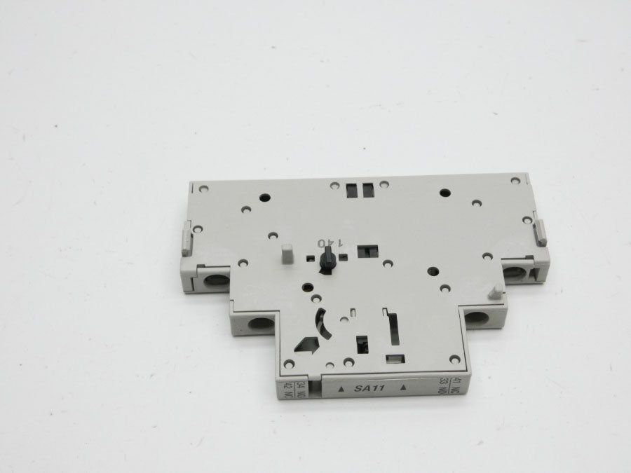 ALLEN BRADLEY 140M-C-ASA11 SER. A 690V 10A UNMP