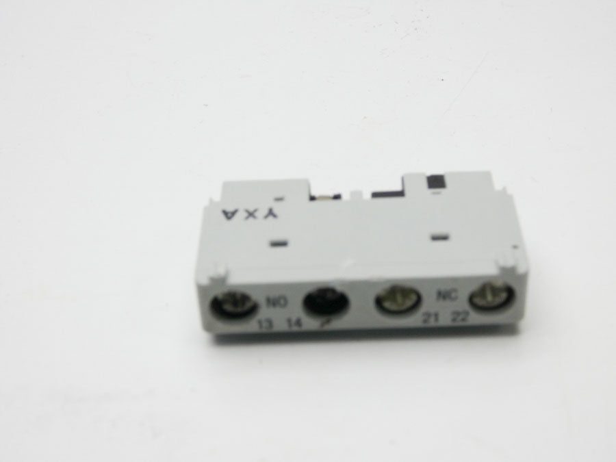 ALLEN BRADLEY 140M-C-AFA11 SER. A 250V 5A UNMP