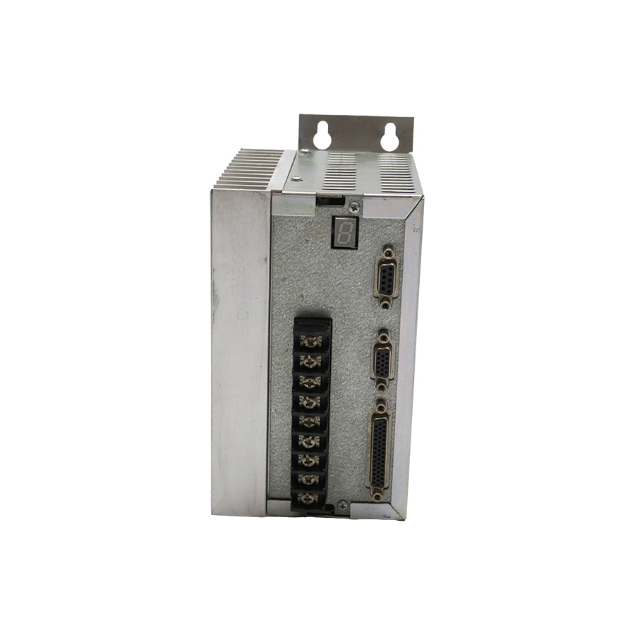 ALLEN BRADLEY 2098-DSD-010X SER. C F/W V1.53 120/240VAC UNMP