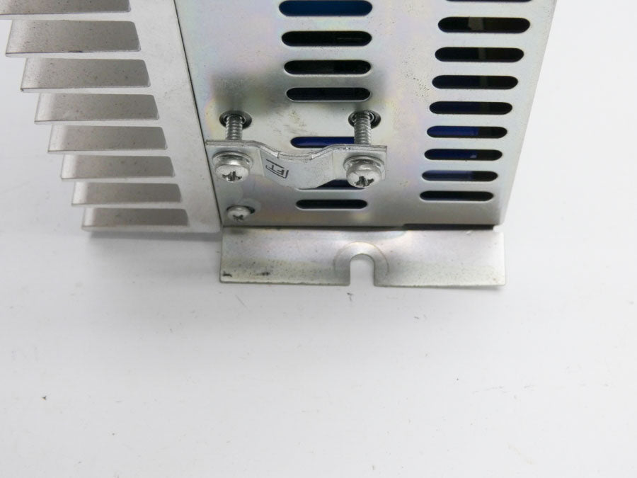 ALLEN BRADLEY 2098-DSD-010X SER. C F/W V1.53 120/240VAC UNMP