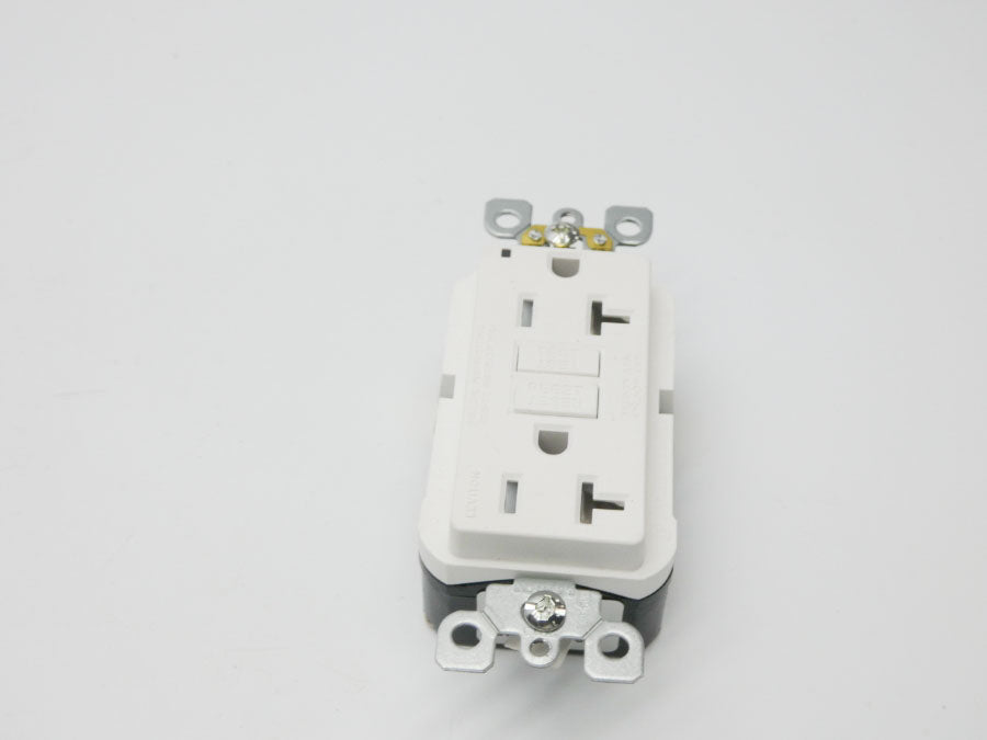 LEVITON GFTR2-KW 235V 20A NSMP