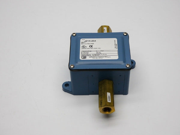 UNITED ELECTRIC J21K-254 480VAC 15A 0-90PSI NSMP