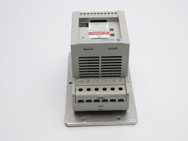 INDUSTRIAL SPARE PART 160-BA04PPS1P1 SER. C F/W 7.05 380-460V 4.6A UNMP