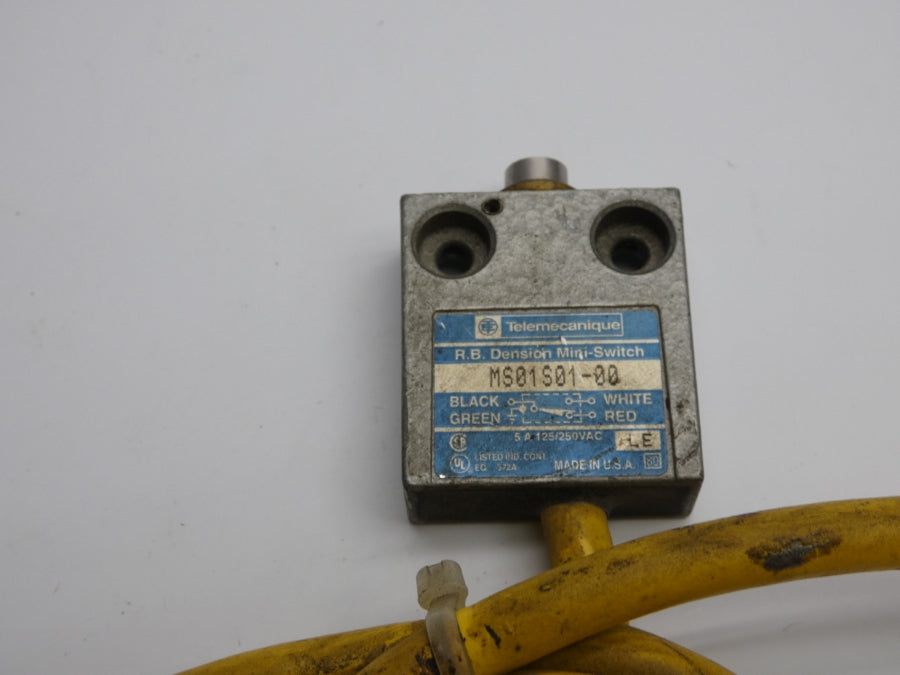 TELEMECANIQUE MS01S01-00 125/250VAC 5A UNMP