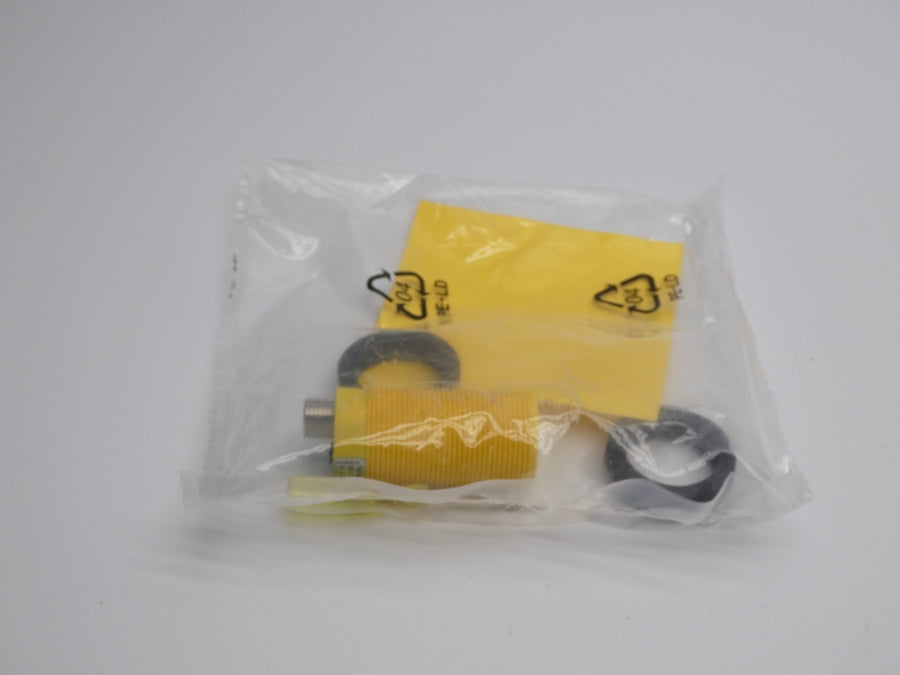 TURCK BC10-S30-AZ3X-B3131 2310710 20-250VAC NSMP