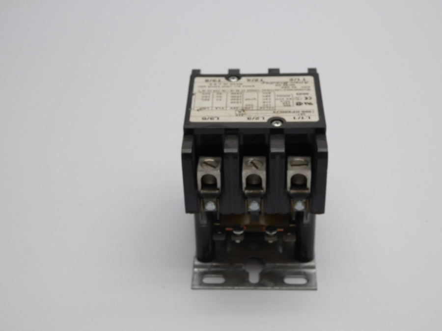 INDUSTRIAL SPARE PART 400-DP50NJ3 SER. A 24VAC 65A UNMP