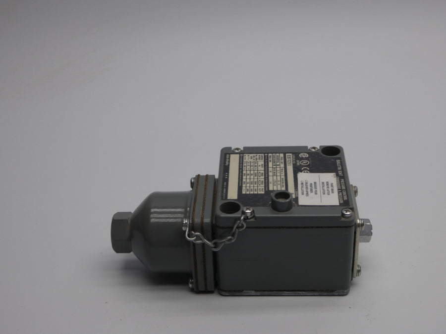 INDUSTRIAL SPARE PART 836T-T251J SER. B 120-600V 60A NSNP