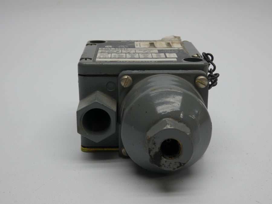 INDUSTRIAL SPARE PART 836T-T251J SER. A 120-600V 60A UNMP
