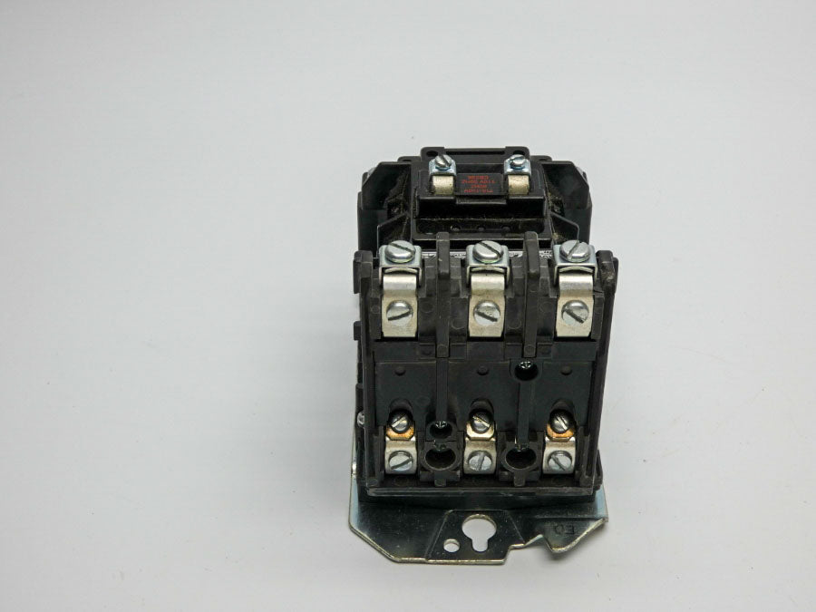 INDUSTRIAL SPARE PART 500F-AOD930 SER. C 110/115-120V 18A UNMP