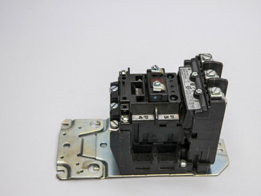 INDUSTRIAL SPARE PART 500F-AOD930 SER. C 110/115-120V 18A UNMP