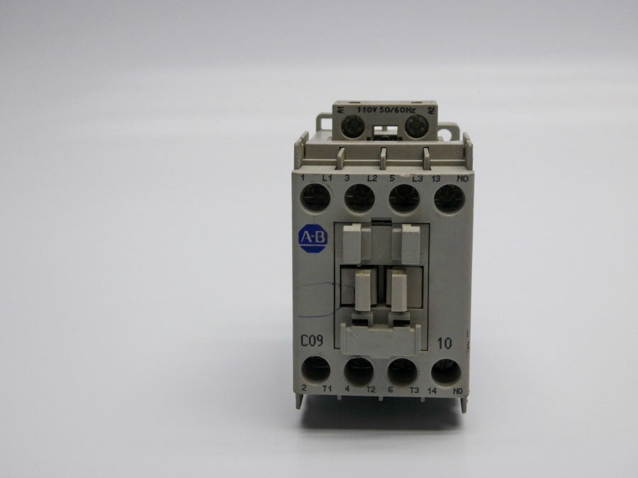 INDUSTRIAL SPARE PART 100-C09D10 SER. A 110V 32A UNMP