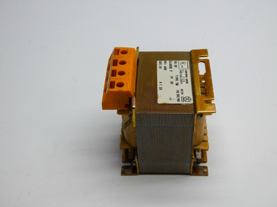 CONFORME NORME VA30 480V UNMP