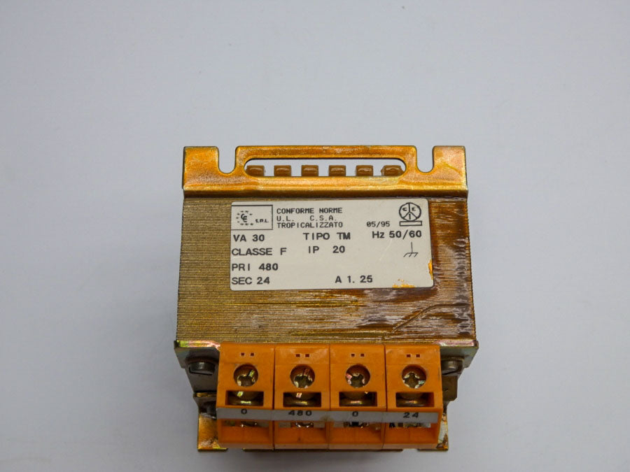 CONFORME NORME VA30 480V UNMP