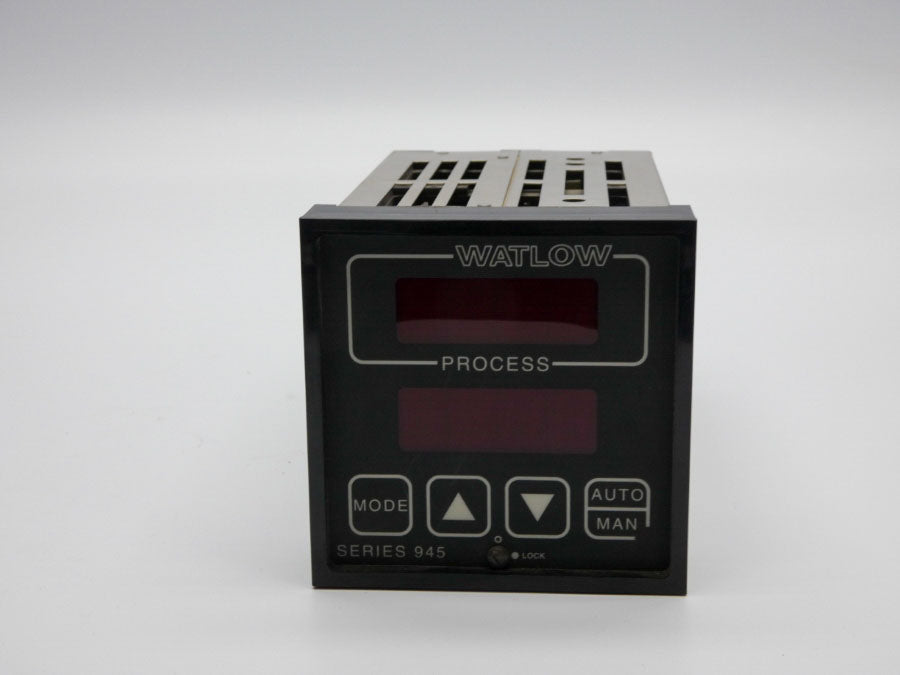 WATLOW 945A-3BB4-B000 240V UNMP
