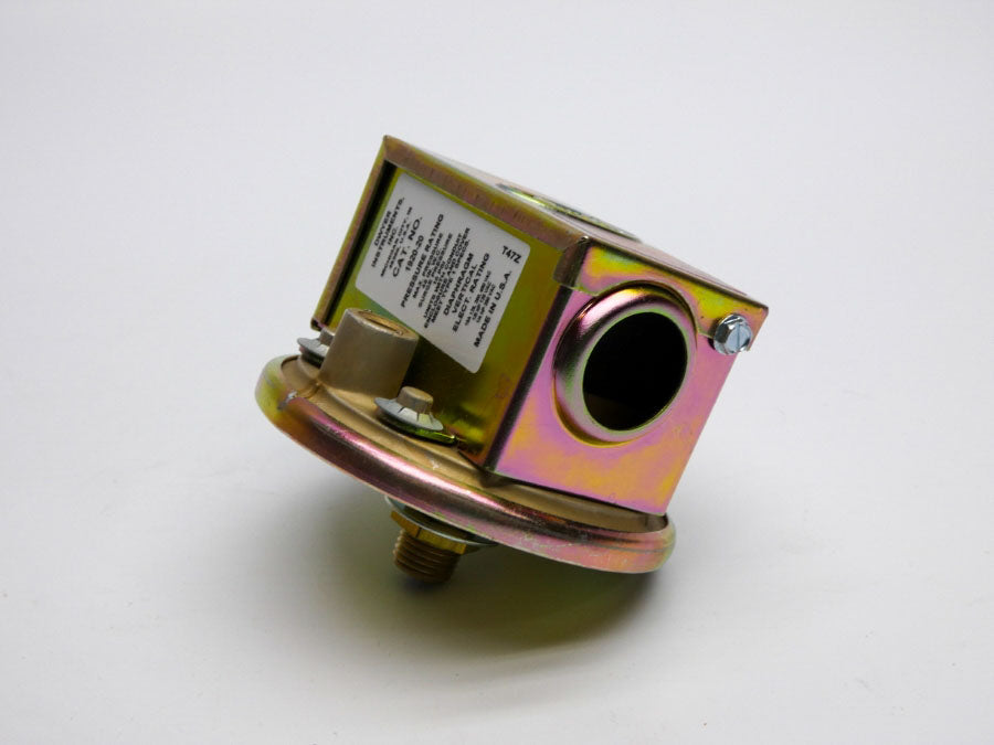 DWYER 1920-20 480VAC 15A 10PSI NSMP