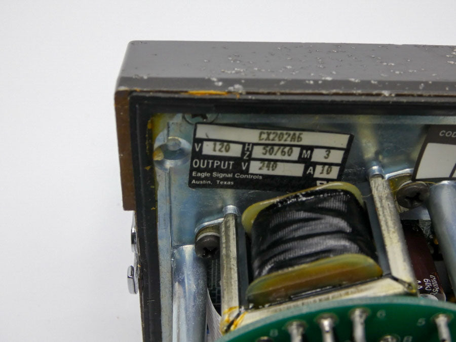 EAGLE SIGNAL CX202A6 120/240V 10A 3M (AS PICTURED) NSMP