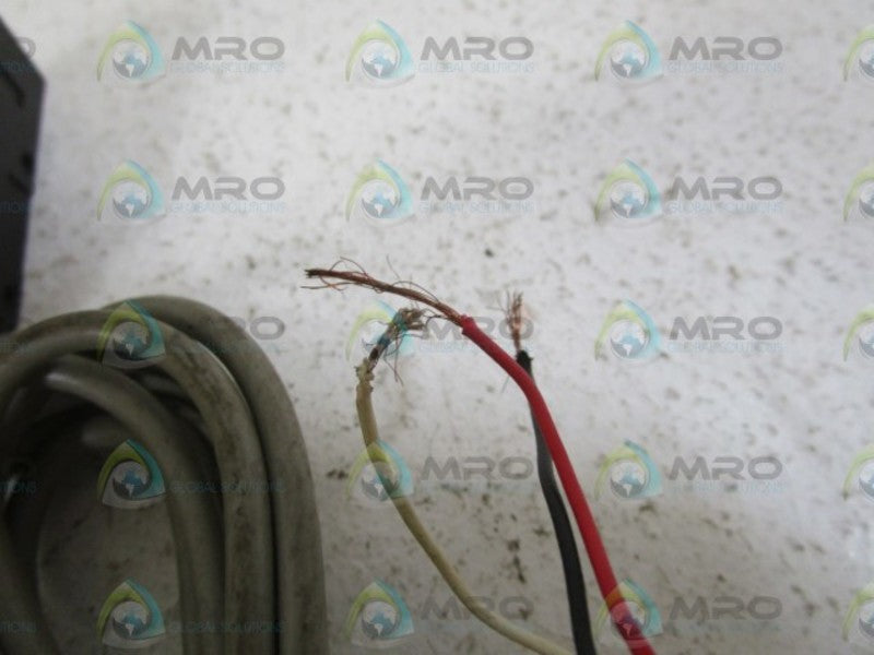 OMRON PHOTOELECTRIC SWITCH E3S-2DE4 UNMP
