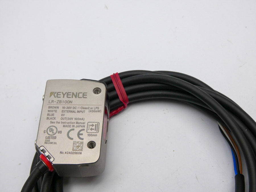 KEYENCE LR-ZB100N*** 10-30VDC NSMP