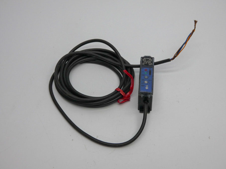 KEYENCE PS2-61 12-24VDC UNMP