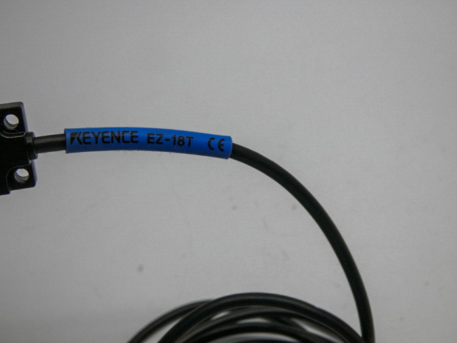 KEYENCE EZ-18T 12-24VDC UNMP