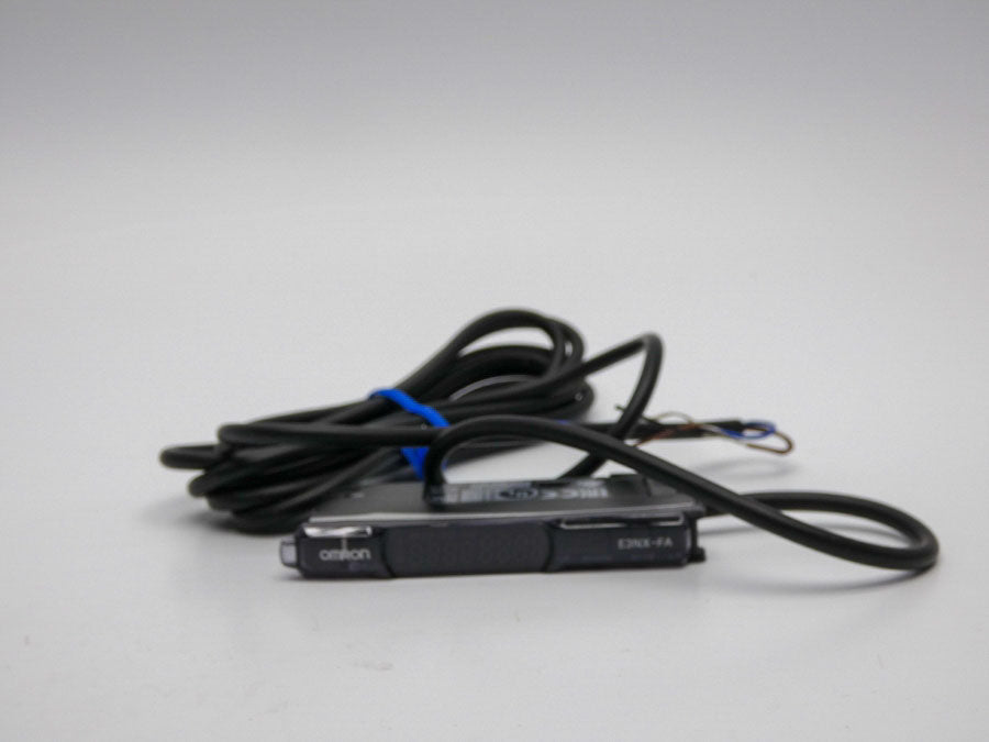 OMRON E3NX-FA11 10-30VDC (2M) NSMP