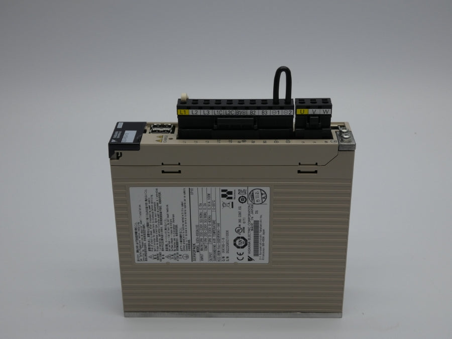 YASKAWA SGDV-R90A11B 200-230V 0.5A NSMP