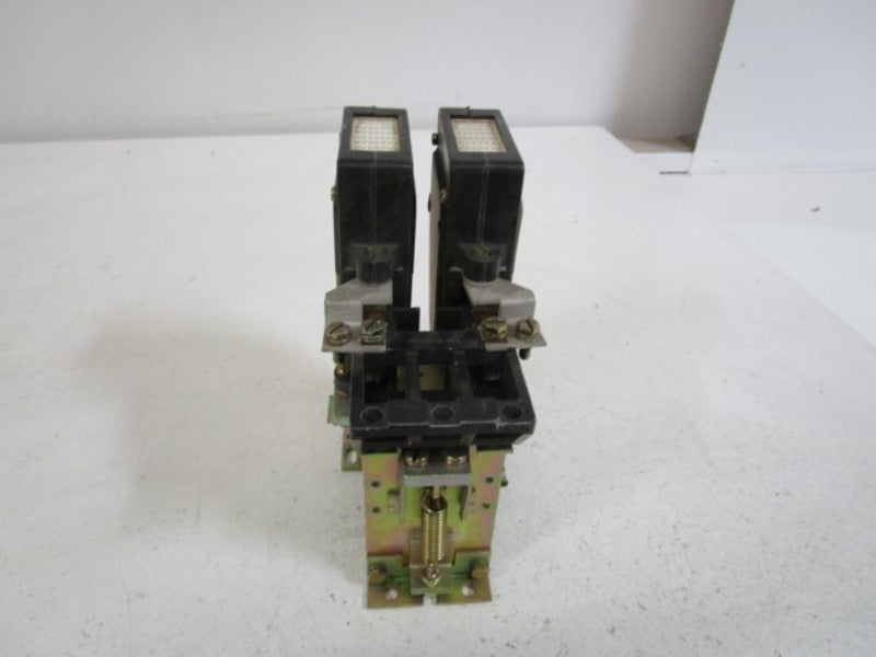 GENERAL ELECTRIC DC CONTACTOR DS303A-3C01GXA002 NSNP