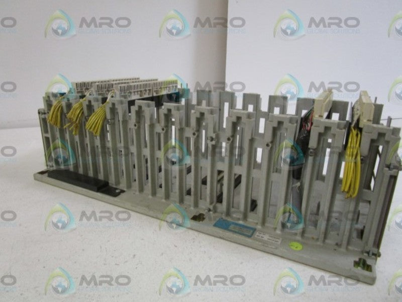 GOULD SLOT RACK AS-H827-209 / AS-9636-000 UNMP