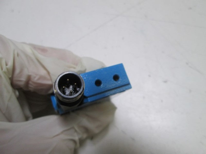 SICK ULTRASONIC UC12-11231 OPTIC SENSOR UNMP