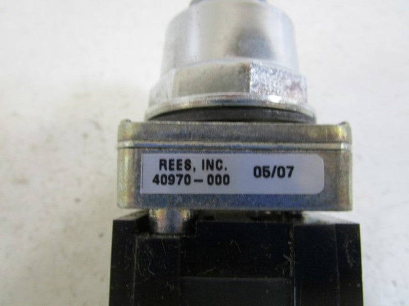 REES PUSHBUTTON OPERATOR  40970-000 NSNP