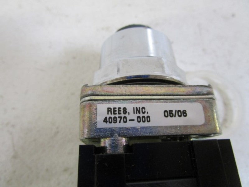 REES PUSHBUTTON OPERATOR  40970-000 NSMP