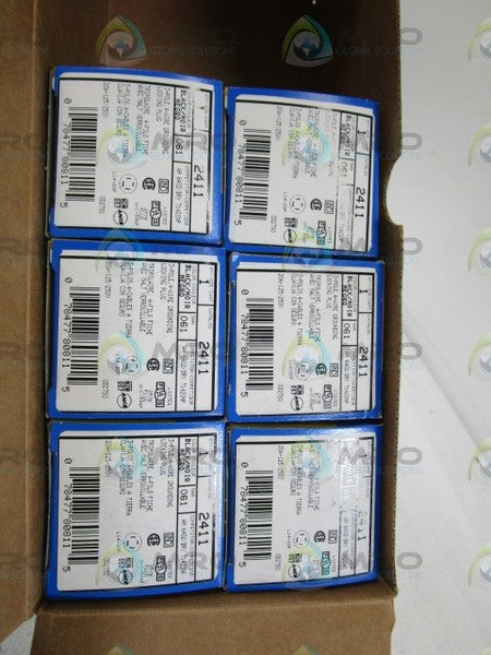 LOT OF 6 LEVITON LOCKING PLUG 061-2411 NSMP