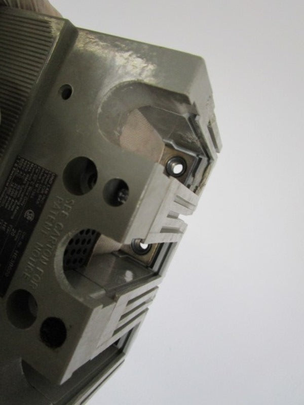 ITE CIRCUIT BREAKER 20AMPS HE3B020 (AS PICTURED)(REPAIRED) UNMP