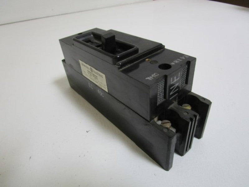 GENERAL ELECTRIC CIRCUIT BREAKER TF126015 NSNP