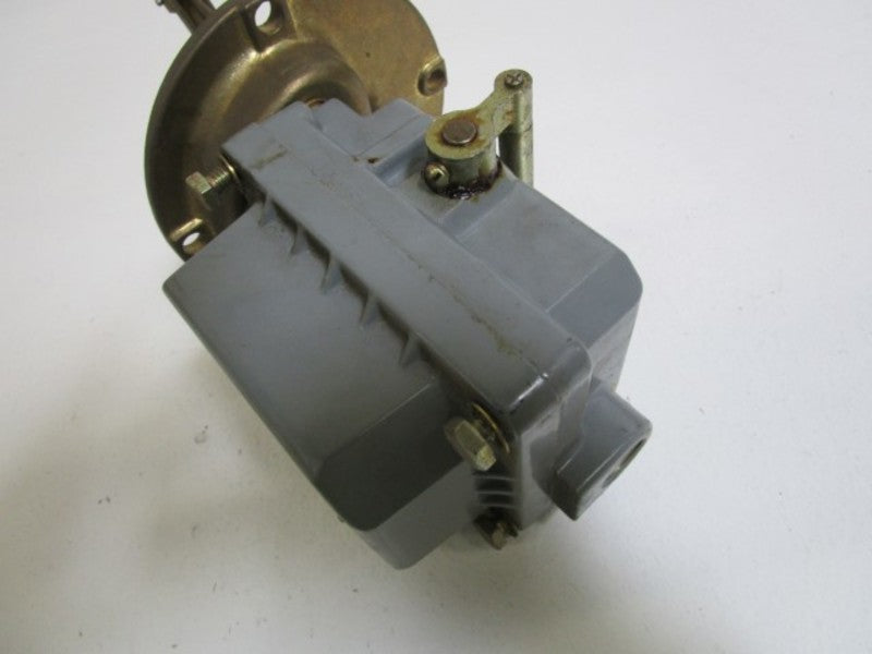 SQUARE D FLOAT SWITCH 9037-ER-8 UNMP