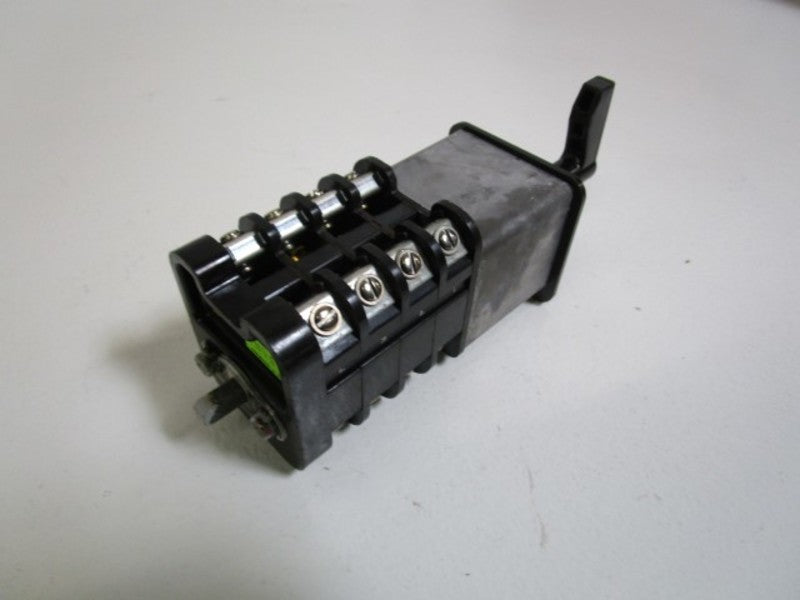 GENERAL ELECTRIC SWITCH D3E19S1A2P1 (AS PICTURED-RUST) NSNP