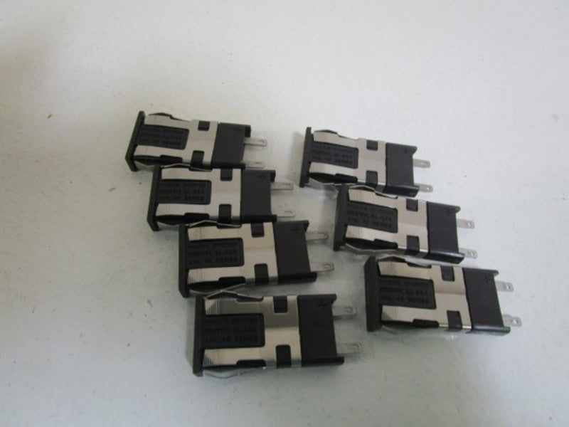 LOT OF 7 MICROSWITCH RED LIGHT INDICATOR AML42SBC2 NSMP