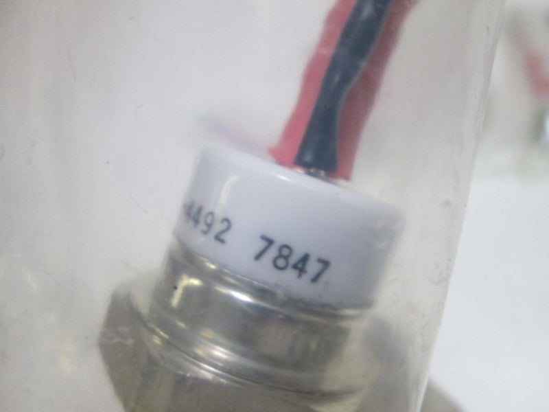 LOT OF 8 I & R THYRISTOR 78-4492 7847 NSNP