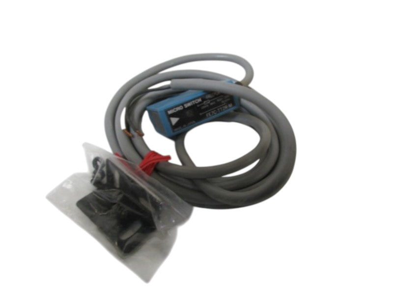 MICRO SWITCH PHOTOELECTRIC CONTROL FE7C-TT2R-M NSNP