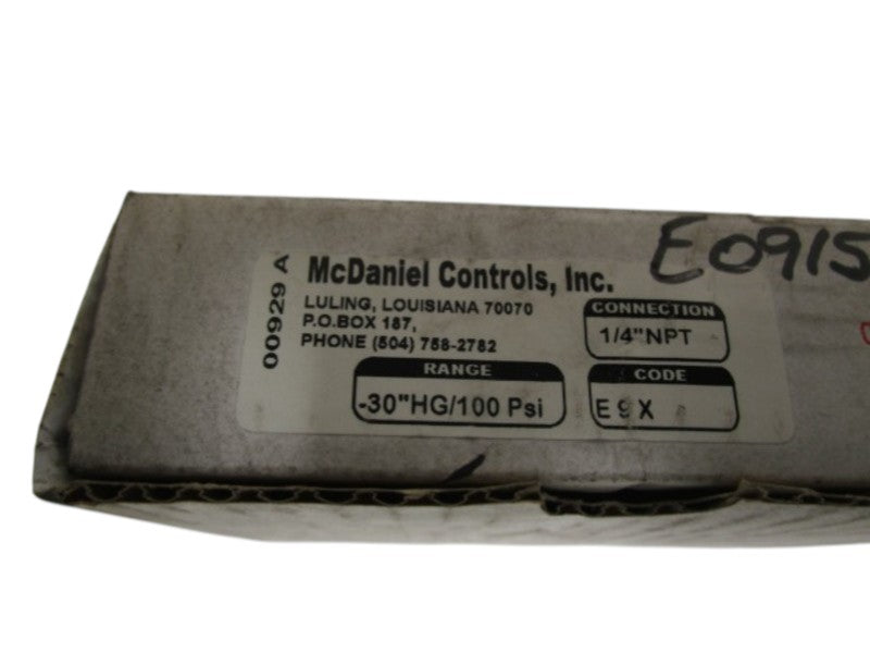 MCDANIEL CONTROLS 1/4"NPT -30"HG/100psi GAUGE E9X NSMP