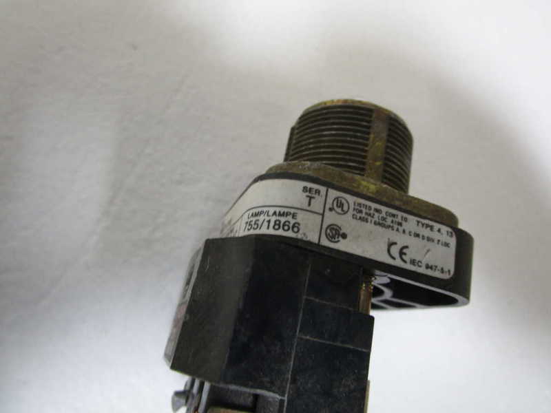 INDUSTRIAL SPARE PART 800T-P16 SER. T  (W/O LENS) (PKG OF 11) UNMP