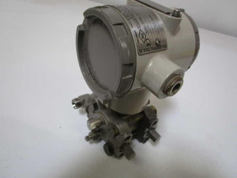 YAMATAKE ST3000 STD920-E1H-00000-5-E9F2 UNMP