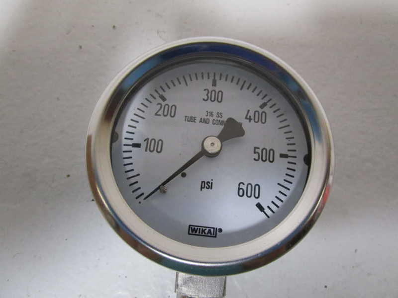 WIKA 232.53 2.5" 600PSI 1/4"NPT LM GAUGE 9768653 NSMP