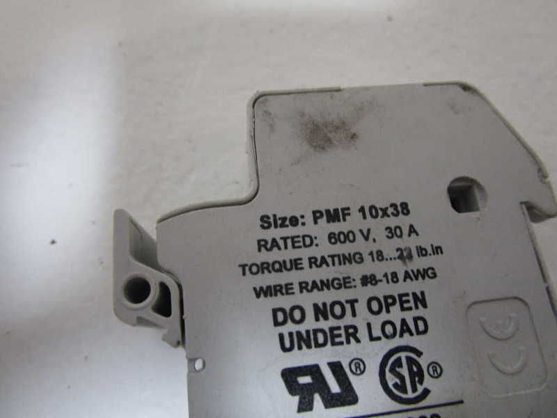 LOT OF 2 DF PMF 10x38 32A 690V FUSE HOLDER 480032 UNMP