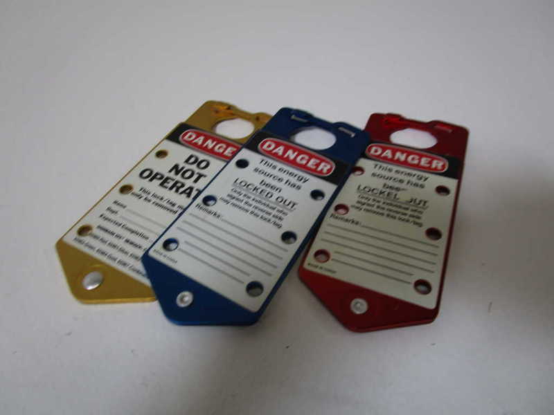 LOT OF 3 BRADY LOCKOUT HASP 65967 NSMP