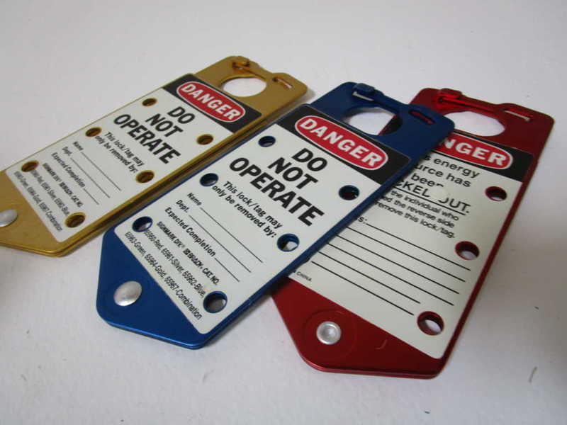 LOT OF 3 BRADY LOCKOUT HASP 65967 NSMP